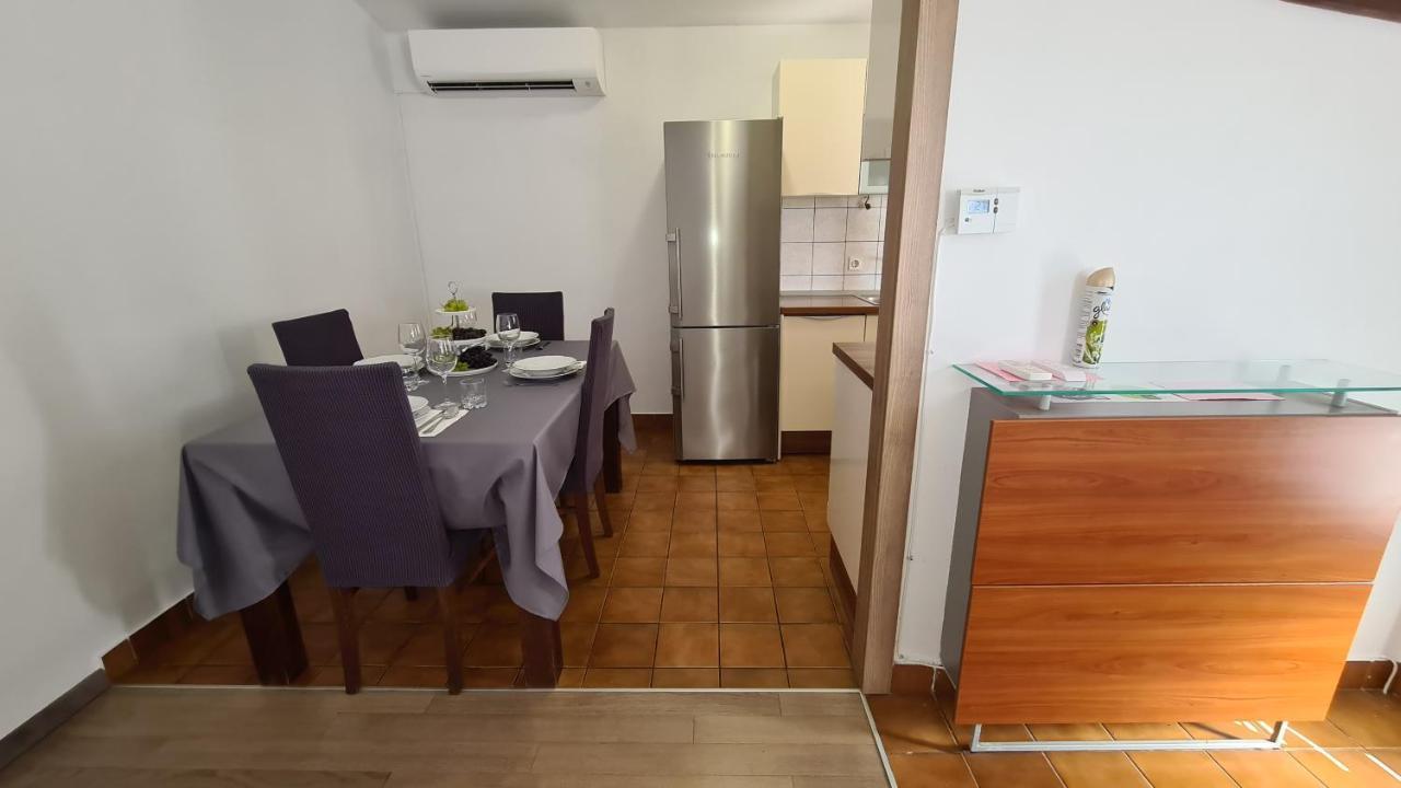 Romeo Apartamento Sukošan Exterior foto