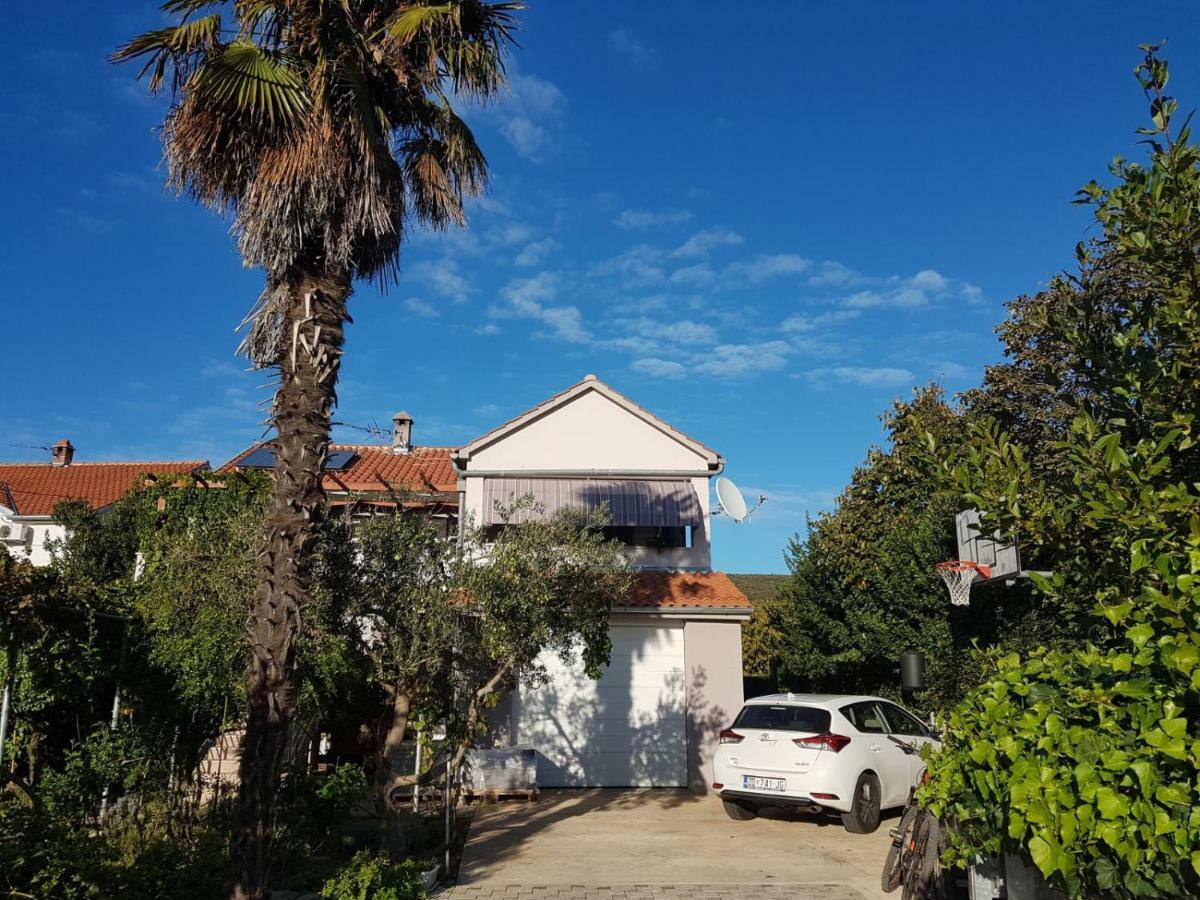 Romeo Apartamento Sukošan Exterior foto