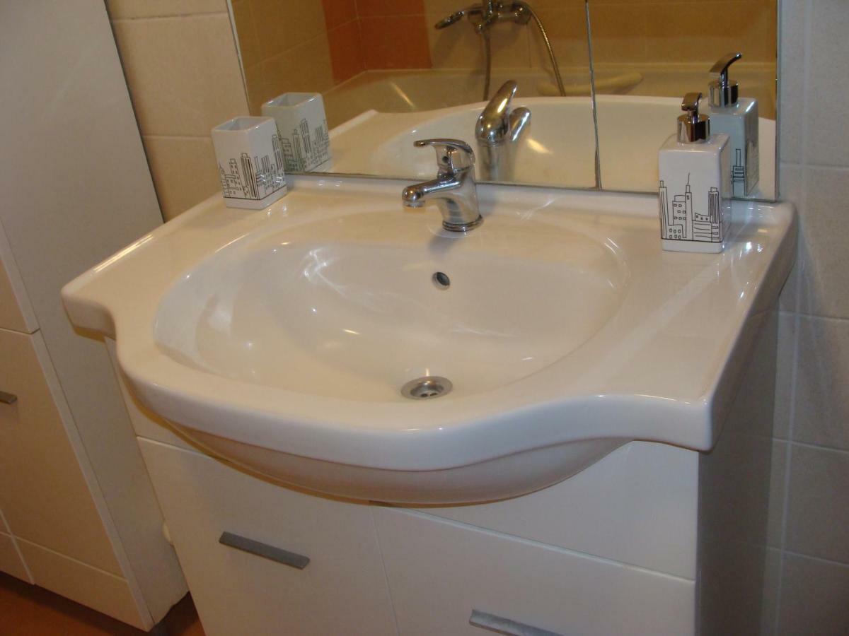 Romeo Apartamento Sukošan Exterior foto